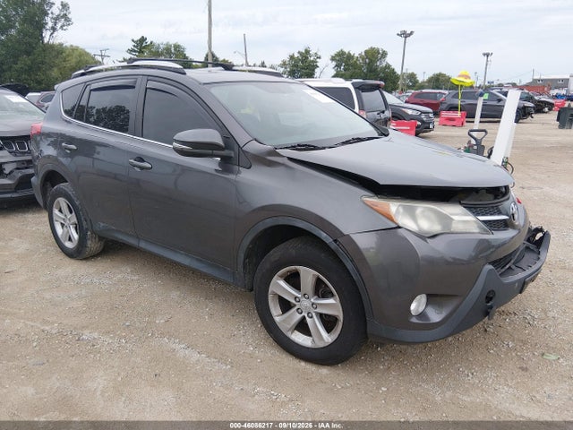46086217 :رقم المزاد ، 2T3WFREVXEW101437 vin ، 2014 Toyota Rav4 Xle مزاد بيع