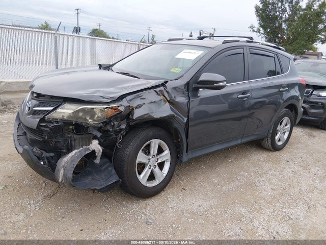 46086217 :رقم المزاد ، 2T3WFREVXEW101437 vin ، 2014 Toyota Rav4 Xle مزاد بيع