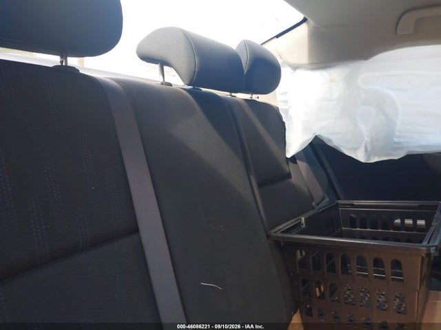 46086221 :رقم المزاد ، 2T1BU4EE4CC763352 vin ، 2012 Toyota Corolla S مزاد بيع
