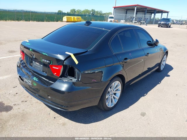 46086252 :رقم المزاد ، WBAPK7C58BA973565 vin ، 2011 Bmw 328i Xdrive مزاد بيع