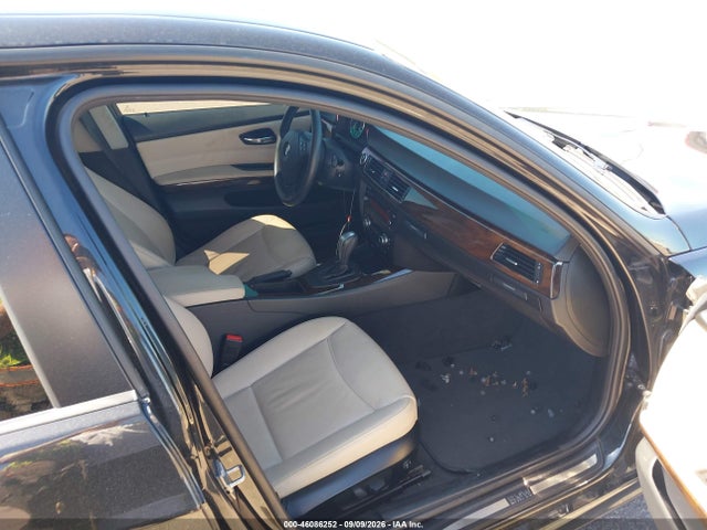 46086252 :رقم المزاد ، WBAPK7C58BA973565 vin ، 2011 Bmw 328i Xdrive مزاد بيع