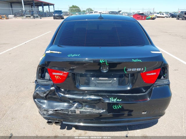 46086252 :رقم المزاد ، WBAPK7C58BA973565 vin ، 2011 Bmw 328i Xdrive مزاد بيع