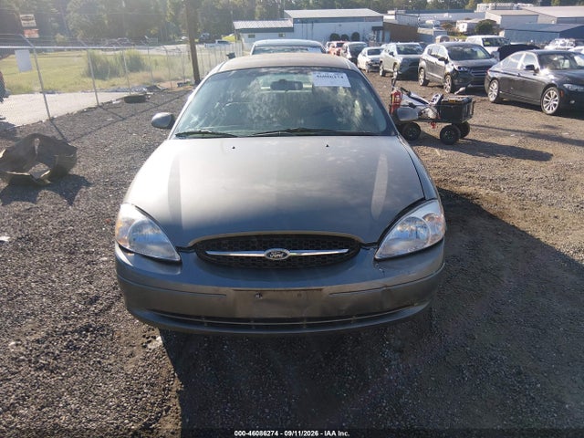 46086274 :رقم المزاد ، 1FAHP56S92A131502 vin ، 2002 Ford Taurus Sel مزاد بيع