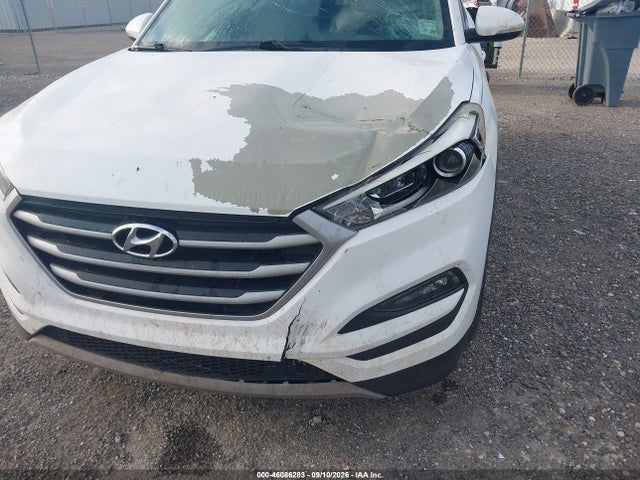 46086283 :رقم المزاد ، KM8J33A27HU310174 vin ، 2017 Hyundai Tucson Eco مزاد بيع