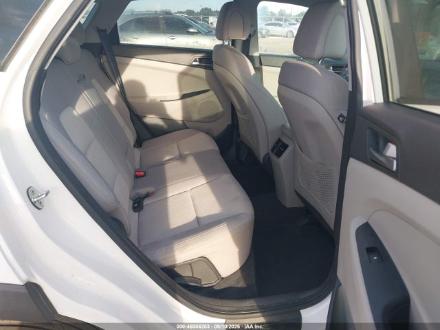 46086283 :رقم المزاد ، KM8J33A27HU310174 vin ، 2017 Hyundai Tucson Eco مزاد بيع