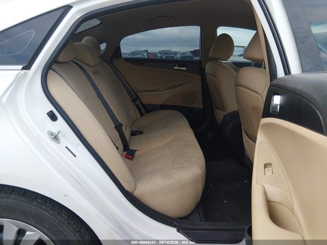 Продажа на аукционе авто 2012 Hyundai Sonata Gls, vin: 5NPEB4AC5CH457913, номер лота: 46086343