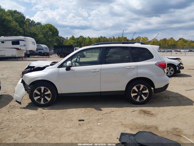46086349 :رقم المزاد ، JF2SJAEC0HH413579 vin ، 2017 Subaru Forester 2.5i Premium مزاد بيع
