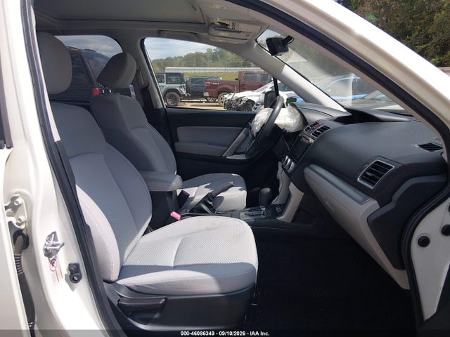 46086349 :رقم المزاد ، JF2SJAEC0HH413579 vin ، 2017 Subaru Forester 2.5i Premium مزاد بيع