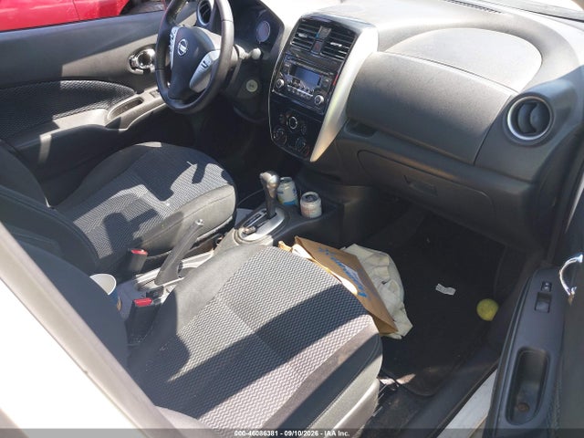 46086381 :رقم المزاد ، 3N1CE2CP6FL388370 vin ، 2015 Nissan Versa Note Sv مزاد بيع
