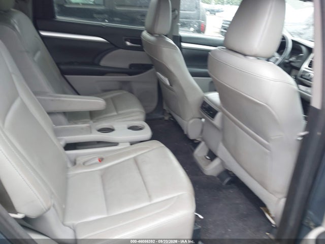5TDJKRFHXGS502229 Toyota Highlander Xle V6