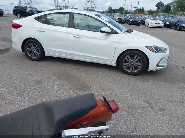 2017 Hyundai Elantra Value Edition მანქანა იყიდება აუქციონზე, vin: 5NPD84LF1HH122849, აუქციონის ნომერი: 46086398