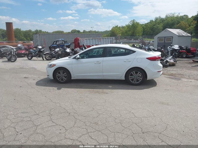 2017 Hyundai Elantra Value Edition მანქანა იყიდება აუქციონზე, vin: 5NPD84LF1HH122849, აუქციონის ნომერი: 46086398