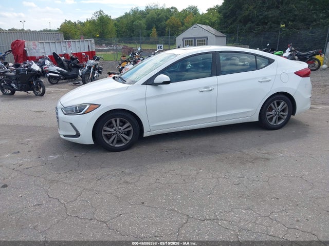 2017 Hyundai Elantra Value Edition მანქანა იყიდება აუქციონზე, vin: 5NPD84LF1HH122849, აუქციონის ნომერი: 46086398
