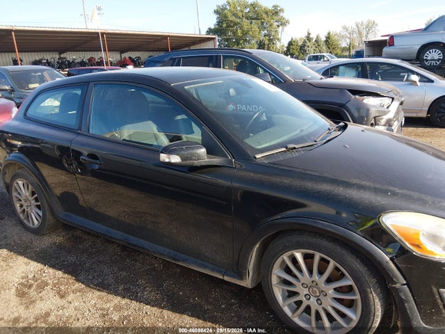 2011 Volvo C30 T5/t5 R-design მანქანა იყიდება აუქციონზე, vin: YV1672MK3B2208033, აუქციონის ნომერი: 46086424
