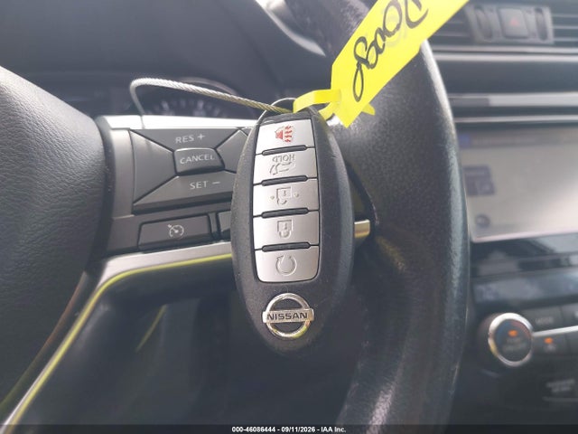 46086444 :رقم المزاد ، 5N1AT2MV6HC733012 vin ، 2017 Nissan Rogue Sv/sl مزاد بيع