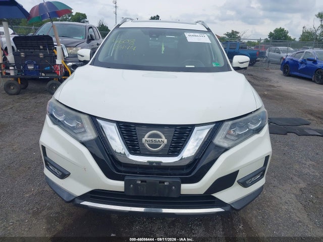 46086444 :رقم المزاد ، 5N1AT2MV6HC733012 vin ، 2017 Nissan Rogue Sv/sl مزاد بيع