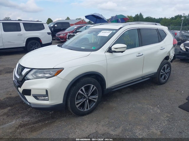 46086444 :رقم المزاد ، 5N1AT2MV6HC733012 vin ، 2017 Nissan Rogue Sv/sl مزاد بيع