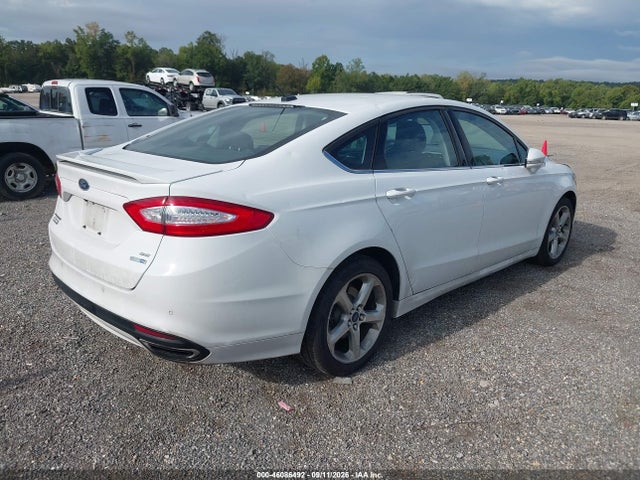 46086492 :رقم المزاد ، 3FA6P0T95GR285956 vin ، 2016 Ford Fusion Se مزاد بيع