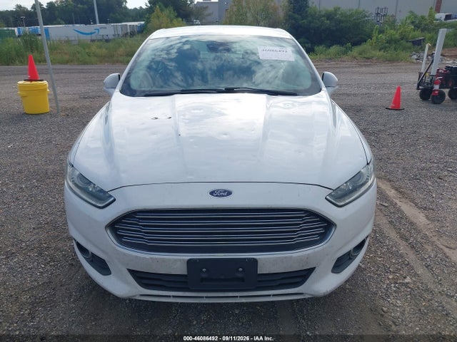 46086492 :رقم المزاد ، 3FA6P0T95GR285956 vin ، 2016 Ford Fusion Se مزاد بيع