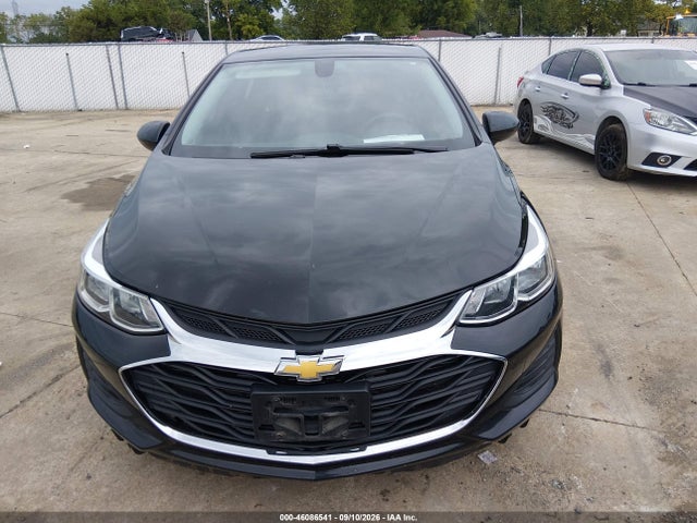 2019 Chevrolet Cruze Ls მანქანა იყიდება აუქციონზე, vin: 1G1BC5SM9K7130827, აუქციონის ნომერი: 46086541