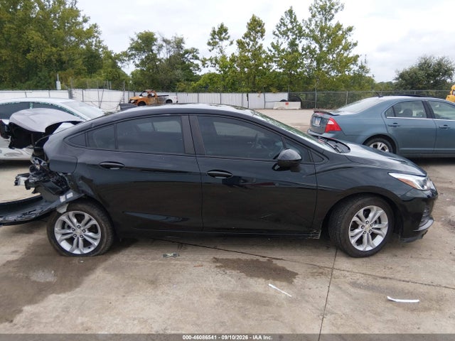 2019 Chevrolet Cruze Ls მანქანა იყიდება აუქციონზე, vin: 1G1BC5SM9K7130827, აუქციონის ნომერი: 46086541