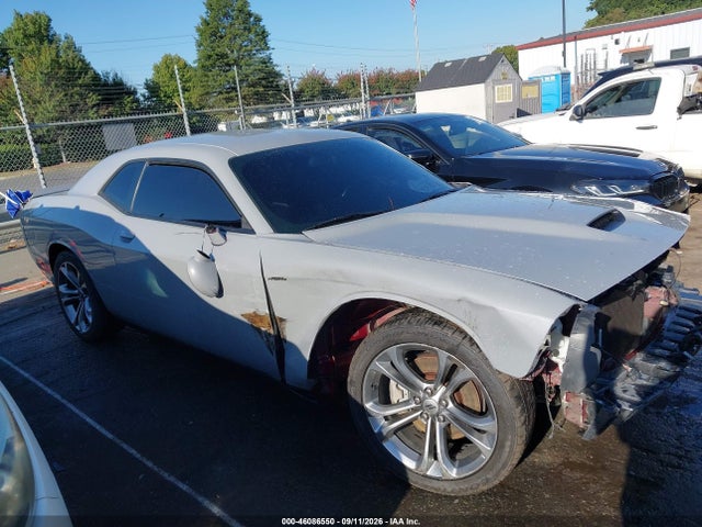46086550 :رقم المزاد ، 2C3CDZBT0MH572379 vin ، 2021 Dodge Challenger R/t مزاد بيع