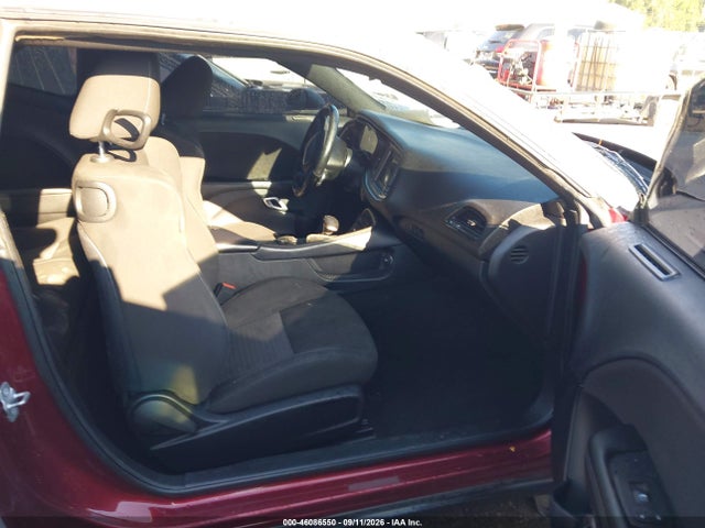 46086550 :رقم المزاد ، 2C3CDZBT0MH572379 vin ، 2021 Dodge Challenger R/t مزاد بيع