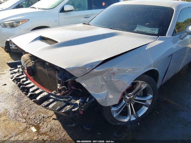 46086550 :رقم المزاد ، 2C3CDZBT0MH572379 vin ، 2021 Dodge Challenger R/t مزاد بيع