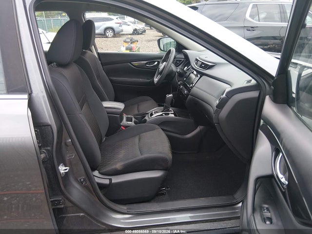 46086569 :رقم المزاد ، 5N1AT2MT0JC795381 vin ، 2018 Nissan Rogue S/sl/sv مزاد بيع