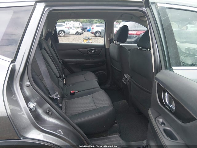 46086569 :رقم المزاد ، 5N1AT2MT0JC795381 vin ، 2018 Nissan Rogue S/sl/sv مزاد بيع