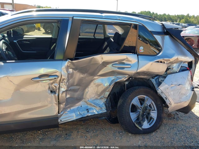 Aukcja sprzedaży 2024 Toyota Rav4 Hybrid Xle, vin: JTMRWRFV1RJ059806, numer aukcji: 46086612