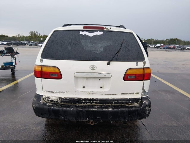 Auction sale of the 2000 Toyota Sienna Le/xle, vin: 4T3ZF13C0YU175681, lot number: 46086672