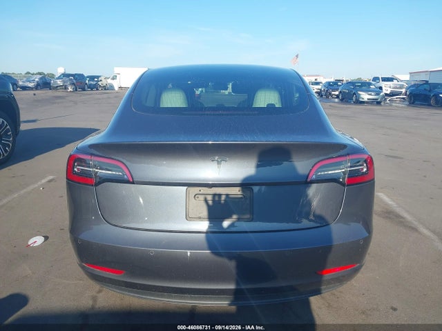 2020 Tesla Model 3 Standard Range Plus Rear-wheel Drive/standard Range Rear-wheel Drive მანქანა იყიდება აუქციონზე, vin: 5YJ3E1EA8LF785802, აუქციონის ნომერი: 46086731