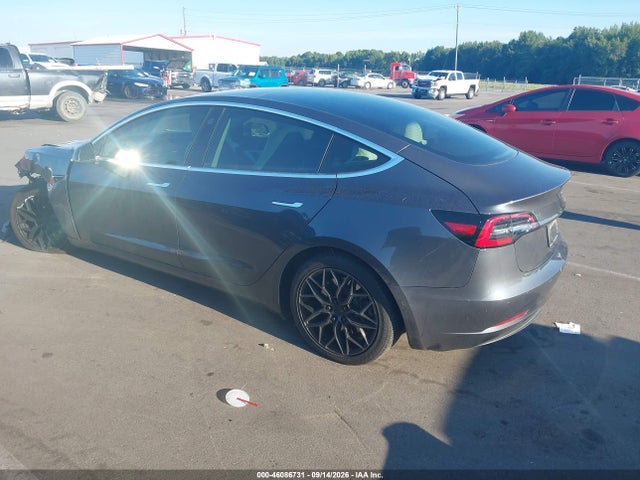 2020 Tesla Model 3 Standard Range Plus Rear-wheel Drive/standard Range Rear-wheel Drive მანქანა იყიდება აუქციონზე, vin: 5YJ3E1EA8LF785802, აუქციონის ნომერი: 46086731