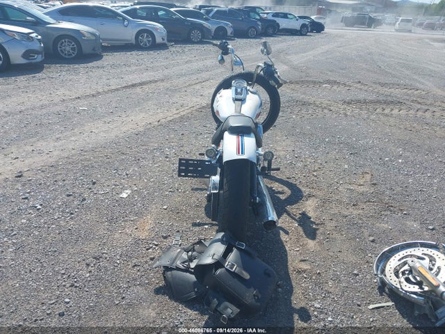 Harley-Davidson Softail Custom 2026 1HD1BK91XTB037571 Image 6