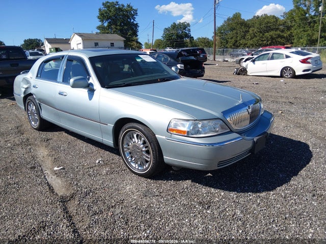 Продажа на аукционе авто 2007 Lincoln Town Car Signature Limited, vin: 1LNHM82V57Y630991, номер лота: 46086778