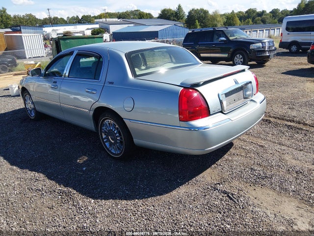 Продажа на аукционе авто 2007 Lincoln Town Car Signature Limited, vin: 1LNHM82V57Y630991, номер лота: 46086778