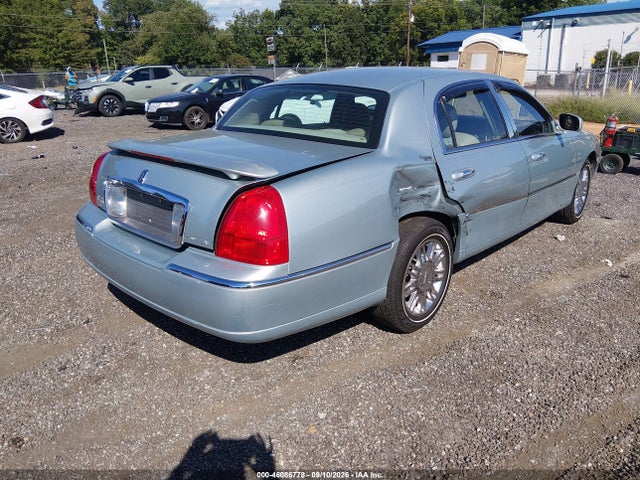 Продажа на аукционе авто 2007 Lincoln Town Car Signature Limited, vin: 1LNHM82V57Y630991, номер лота: 46086778