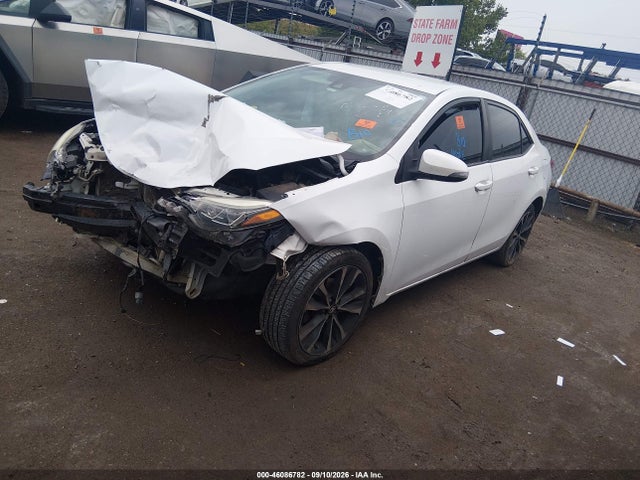 46086782 :رقم المزاد ، 5YFBURHE9HP696554 vin ، 2017 Toyota Corolla Se مزاد بيع