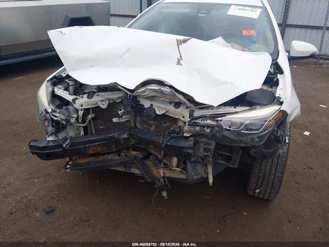 46086782 :رقم المزاد ، 5YFBURHE9HP696554 vin ، 2017 Toyota Corolla Se مزاد بيع