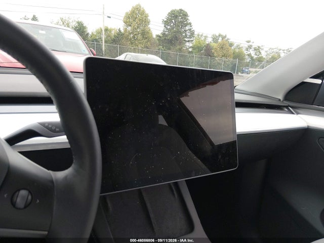 Продаж на аукціоні авто 2023 Tesla Model Y Awd/long Range Dual Motor All-wheel Drive, vin: 7SAYGDEE9PF597576, номер лоту: 46086806