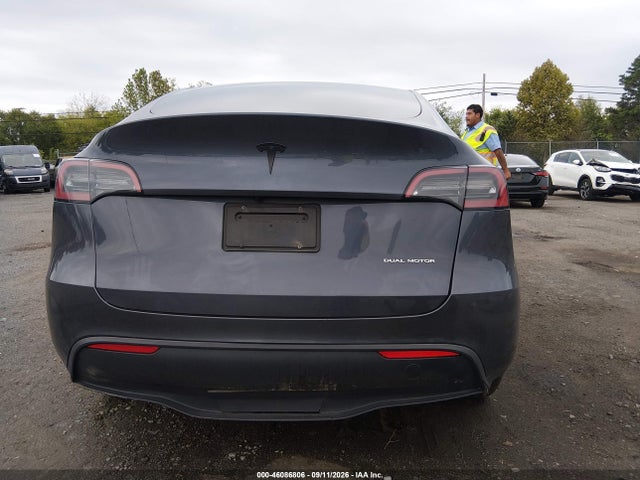 Продаж на аукціоні авто 2023 Tesla Model Y Awd/long Range Dual Motor All-wheel Drive, vin: 7SAYGDEE9PF597576, номер лоту: 46086806