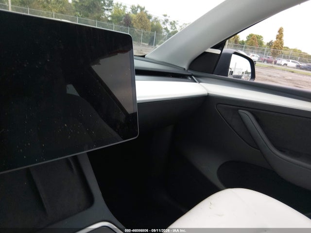 Продаж на аукціоні авто 2023 Tesla Model Y Awd/long Range Dual Motor All-wheel Drive, vin: 7SAYGDEE9PF597576, номер лоту: 46086806