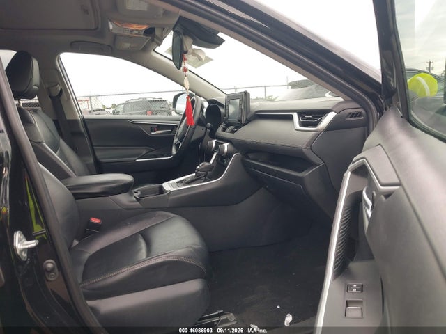 46086903 :رقم المزاد ، 2T3A1RFV4KW062380 vin ، 2019 Toyota Rav4 Xle Premium مزاد بيع