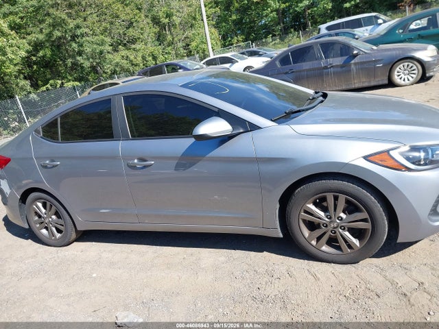 Продажа на аукционе авто 2017 Hyundai Elantra Se, vin: 5NPD84LF8HH006600, номер лота: 46086943