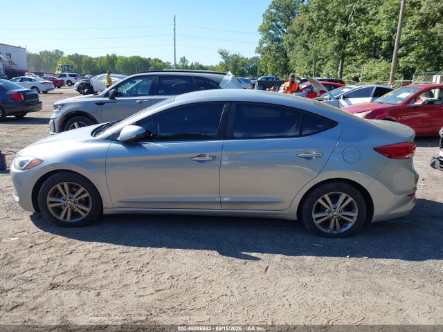 Продажа на аукционе авто 2017 Hyundai Elantra Se, vin: 5NPD84LF8HH006600, номер лота: 46086943