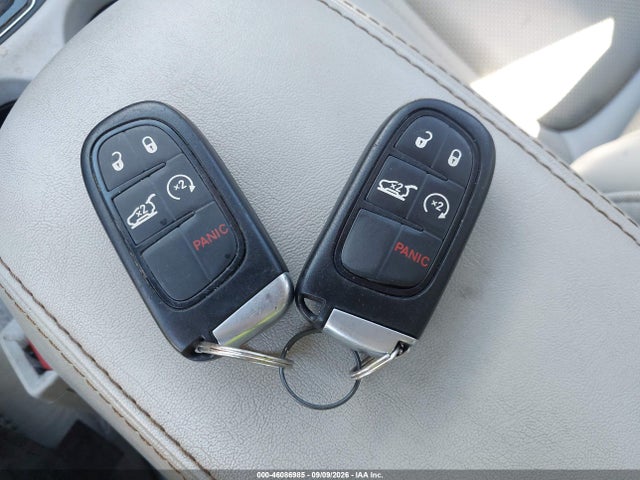 46086985 :رقم المزاد ، 1C4PJMDN1KD299468 vin ، 2019 Jeep Cherokee Limited 4x4 مزاد بيع