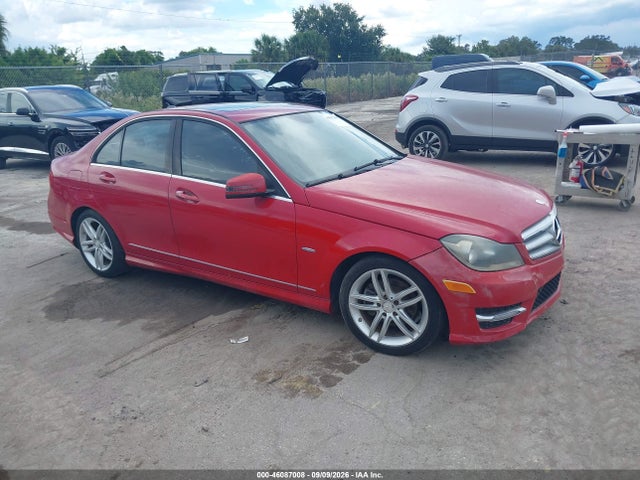 2012 Mercedes-benz C 250 Luxury/sport მანქანა იყიდება აუქციონზე, vin: WDDGF4HB3CR195365, აუქციონის ნომერი: 46087008