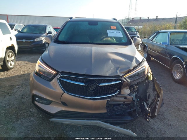 46087040 :رقم المزاد ، KL4CJGSB1JB637349 vin ، 2018 Buick Encore Essence مزاد بيع