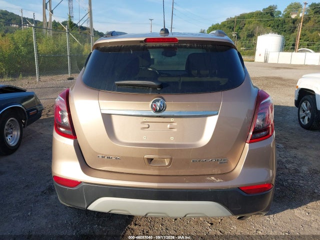 46087040 :رقم المزاد ، KL4CJGSB1JB637349 vin ، 2018 Buick Encore Essence مزاد بيع